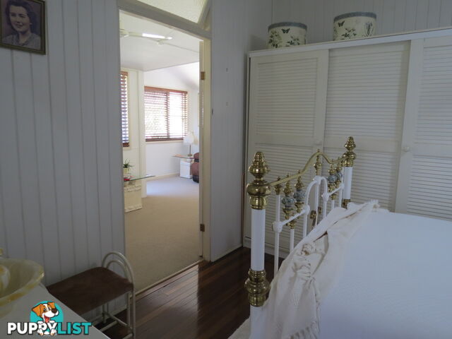 56 Shell Street URANGAN QLD 4655