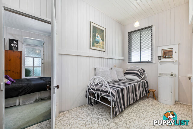 18 Watson Street PIALBA QLD 4655