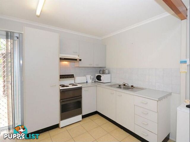 Unit 2/6-8 Beach Road PIALBA QLD 4655