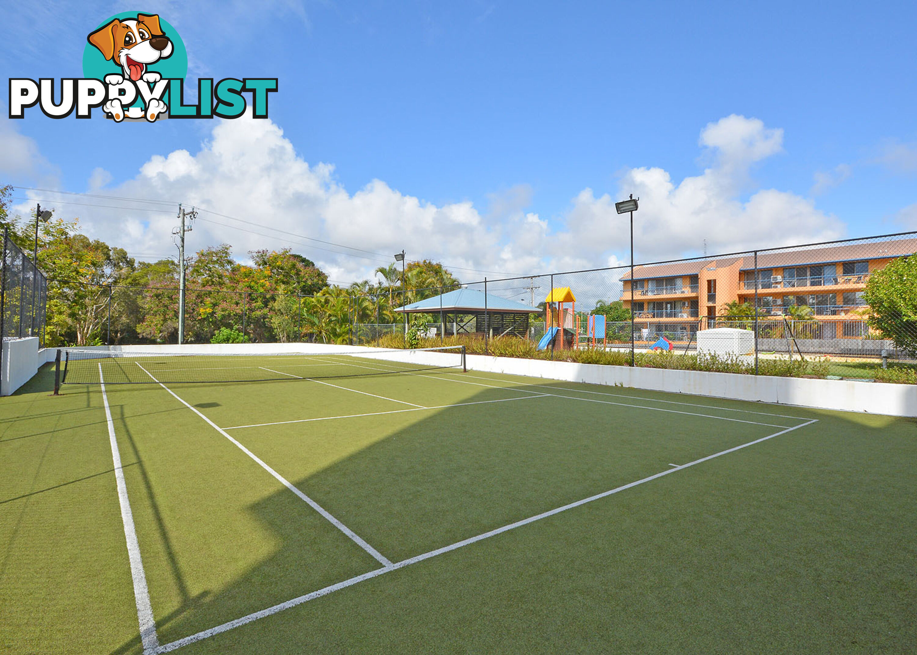647/386 Esplanade TORQUAY QLD 4655
