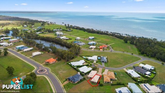 2/14 Fulmar Court BURRUM HEADS QLD 4659