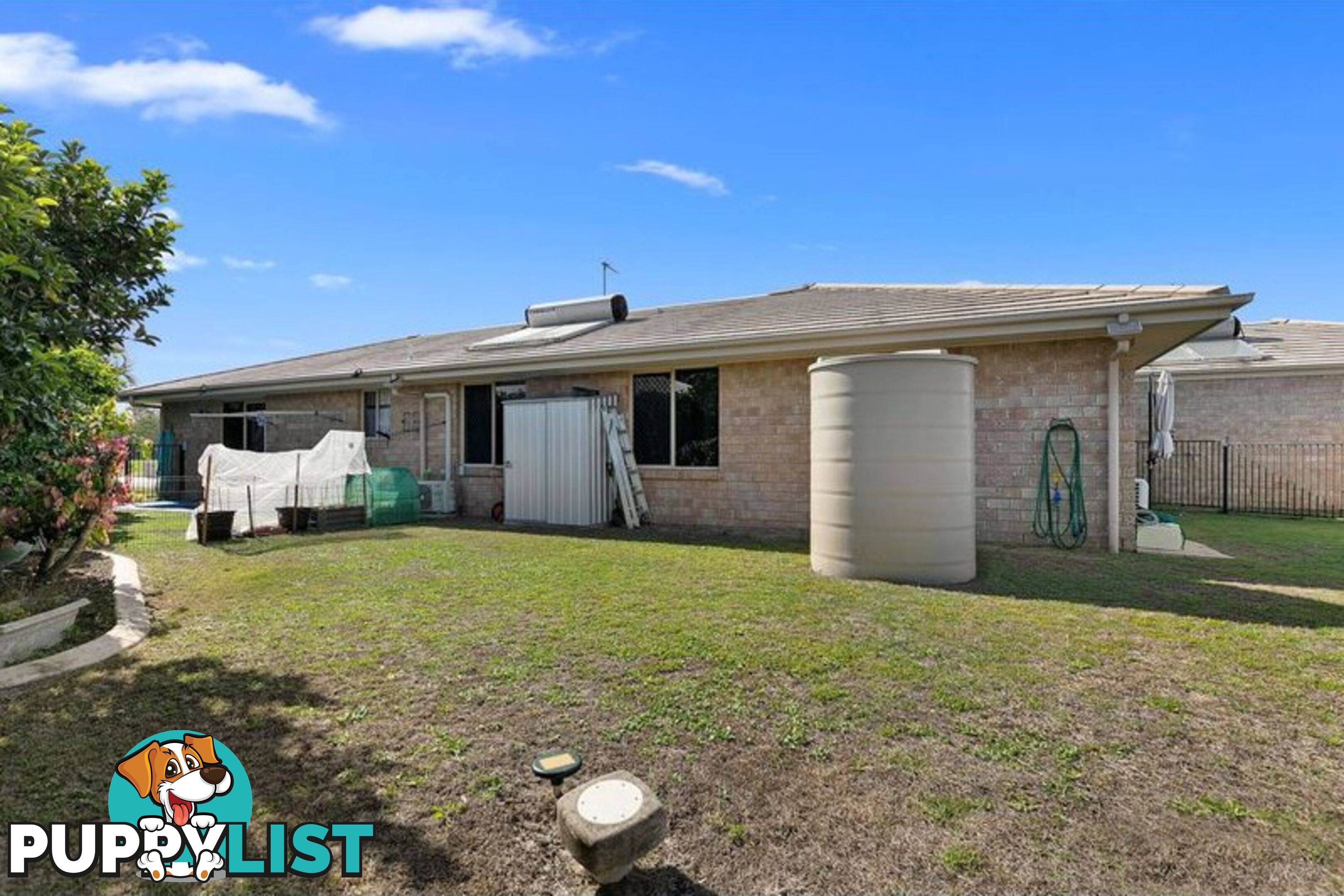 2/14 Fulmar Court BURRUM HEADS QLD 4659