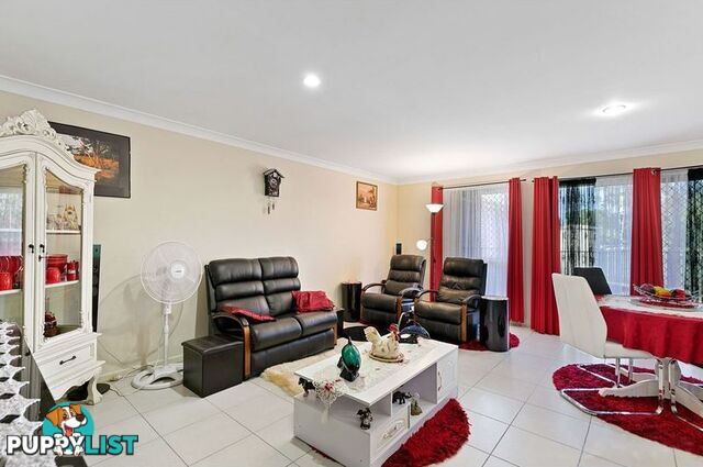 2/14 Fulmar Court BURRUM HEADS QLD 4659