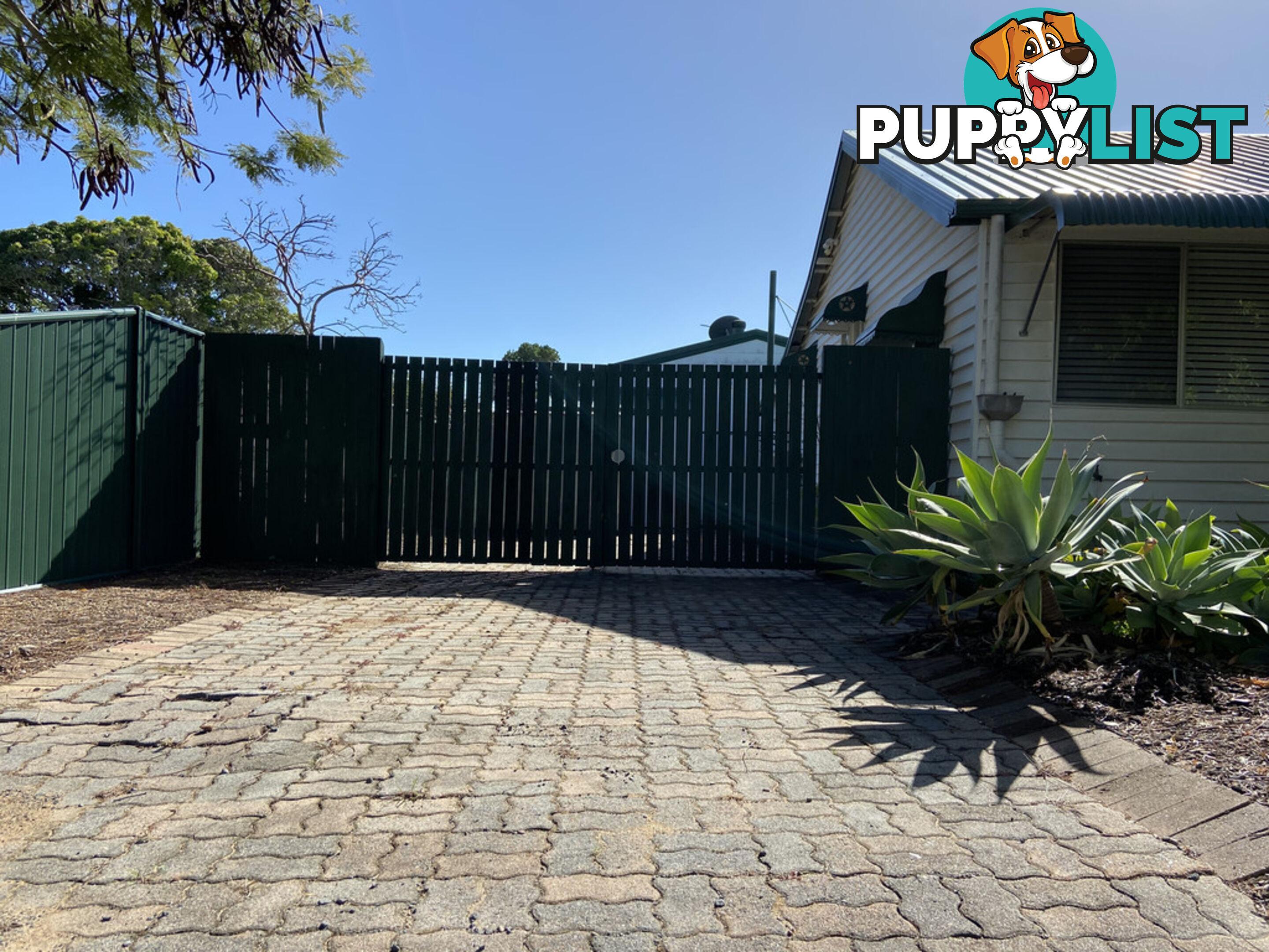1/18 Scarborough Street SCARNESS QLD 4655