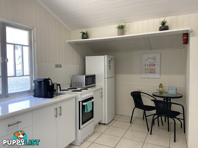 1/18 Scarborough Street SCARNESS QLD 4655