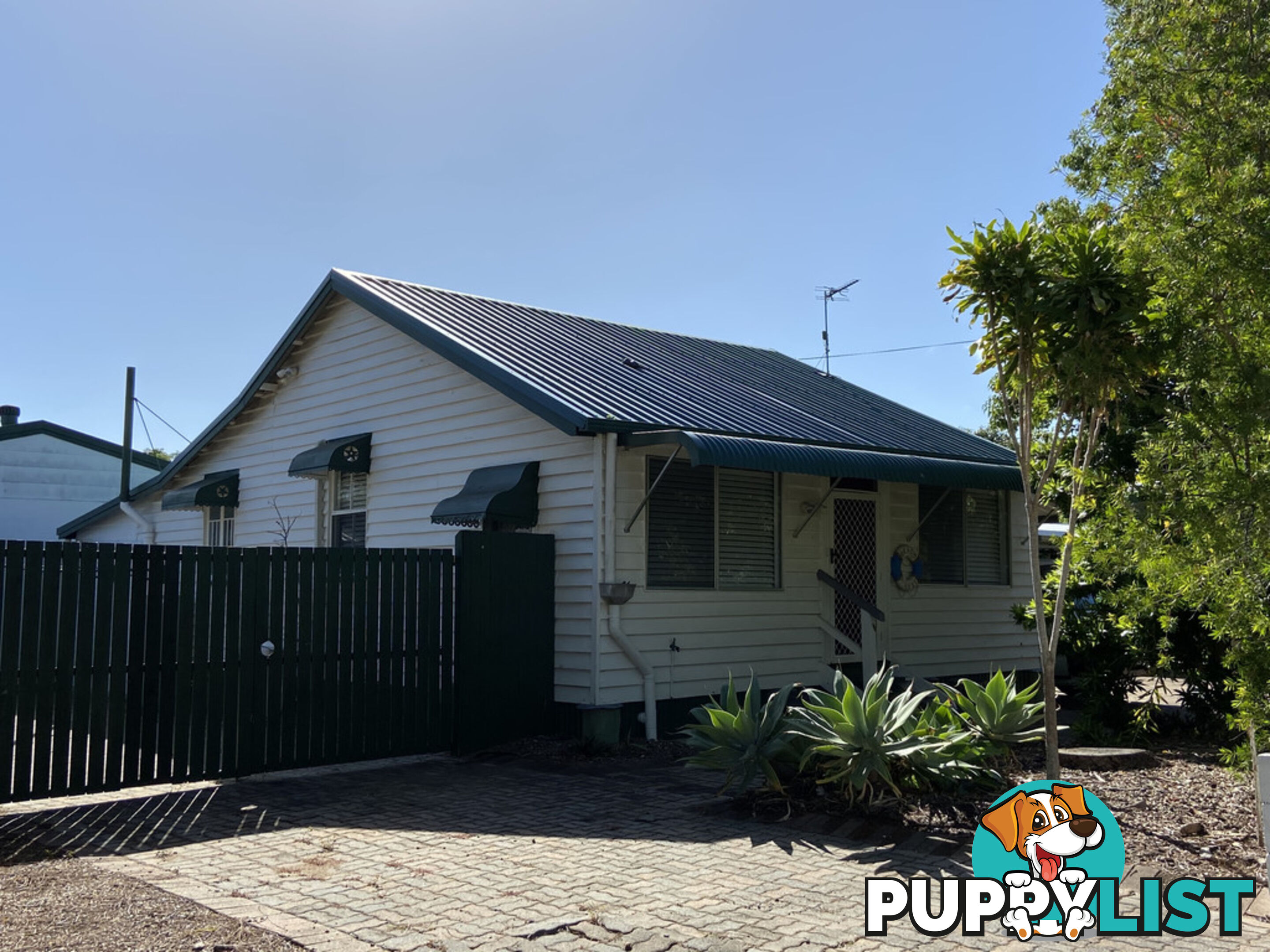 1/18 Scarborough Street SCARNESS QLD 4655