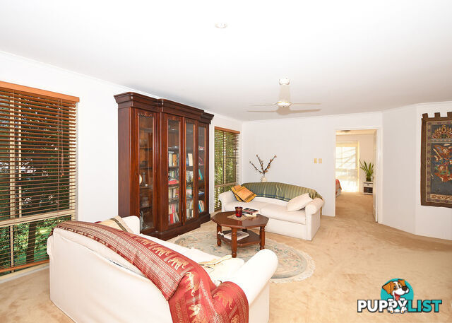 1 Ash Court DUNDOWRAN BEACH QLD 4655