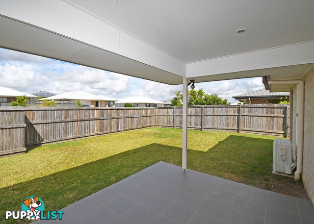 5 O'Connell Parade URRAWEEN QLD 4655