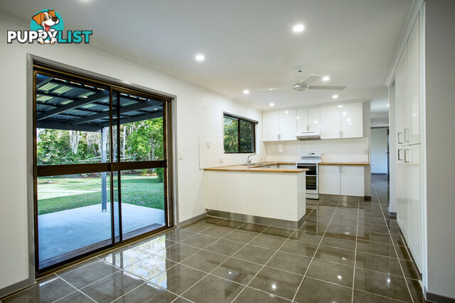 24-26 Carrick Way WONDUNNA QLD 4655