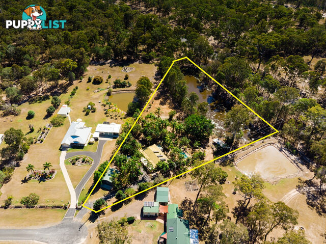 54 Dreamtime Avenue BURRUM HEADS QLD 4659