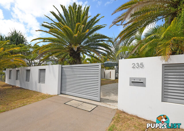 235 Cypress Street URANGAN QLD 4655