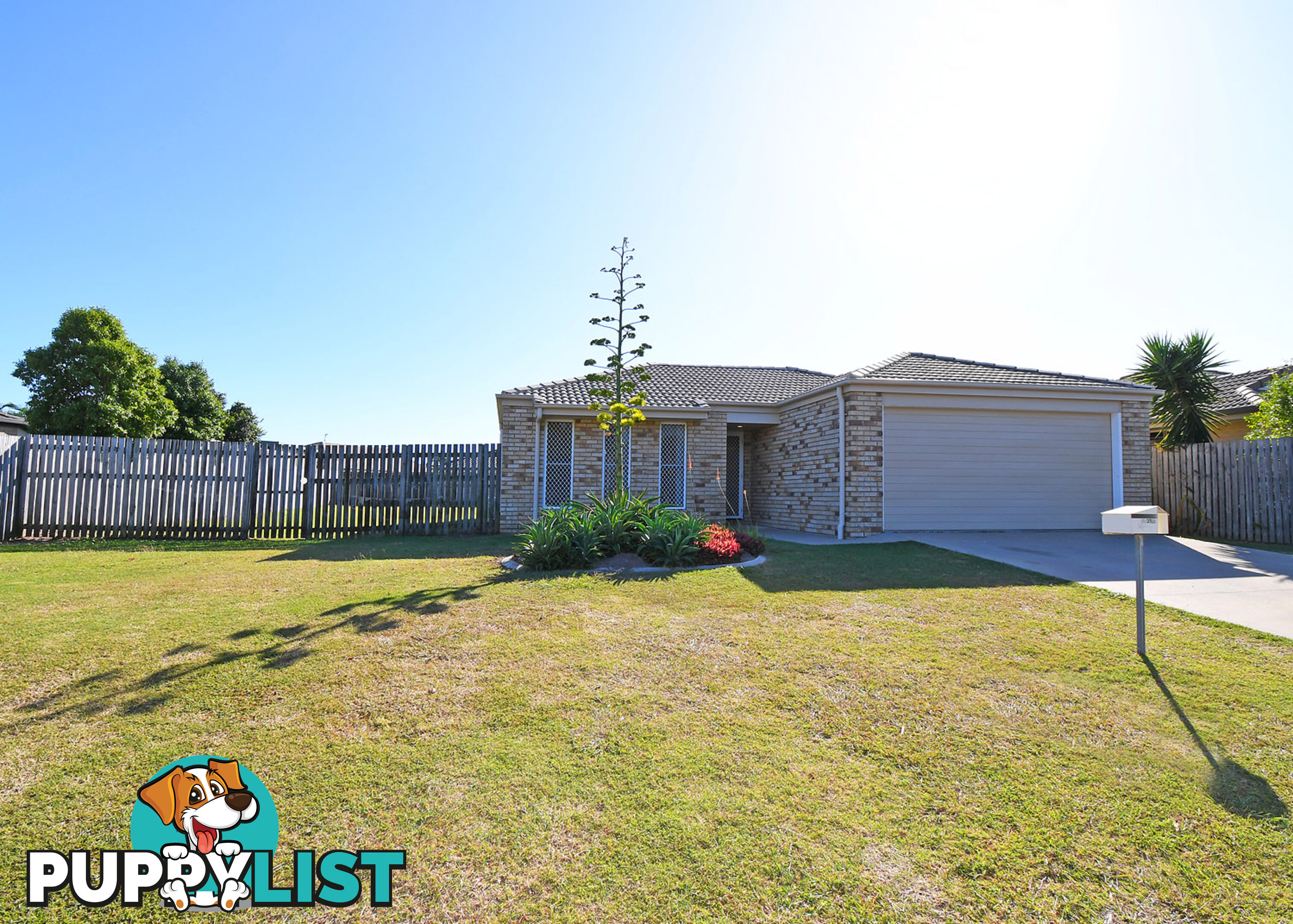 21 Spinnaker Drive POINT VERNON QLD 4655