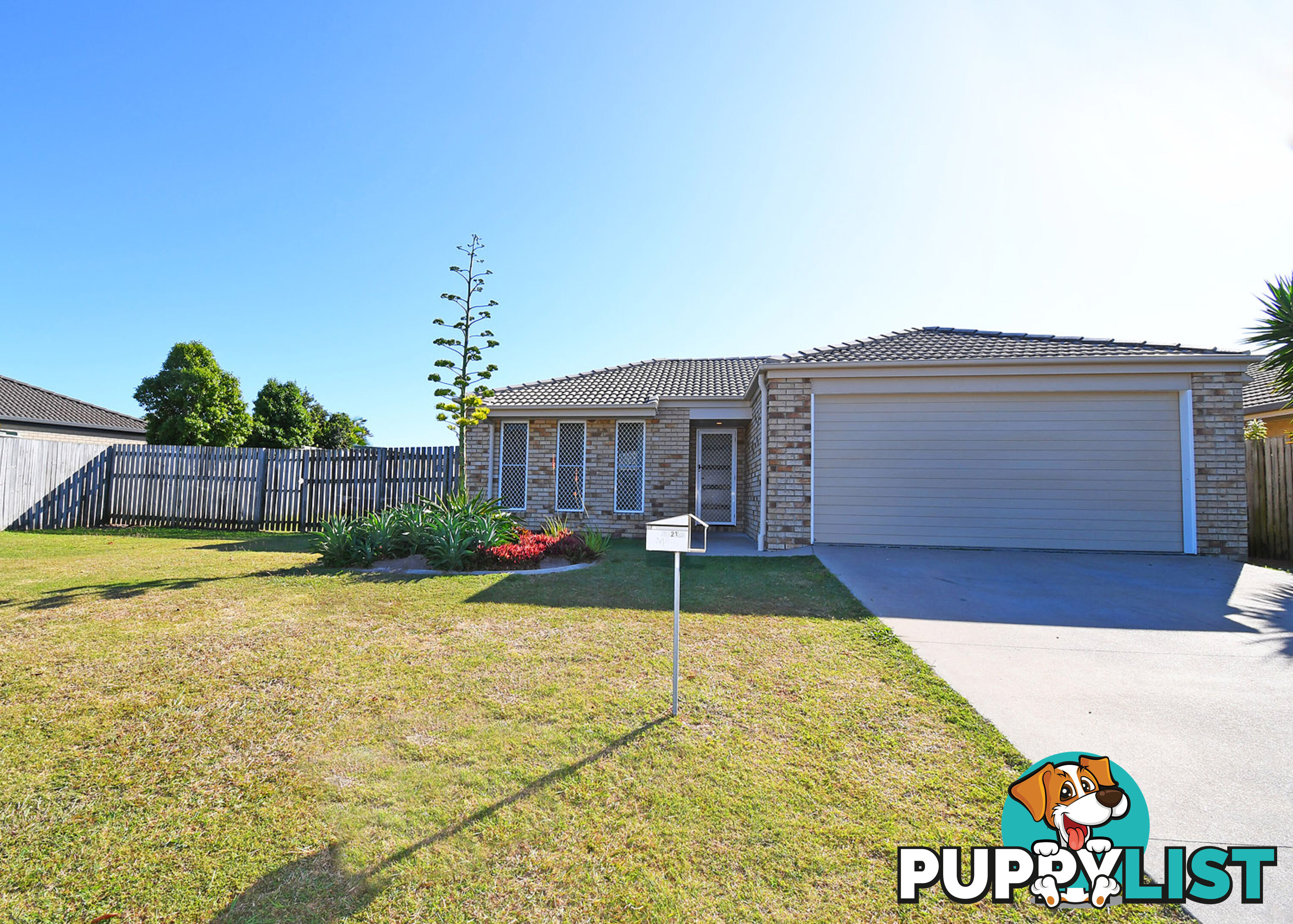 21 Spinnaker Drive POINT VERNON QLD 4655