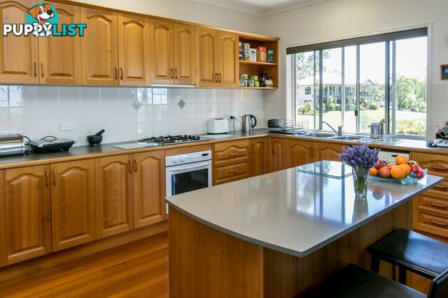 25 Francis Avenue BOORAL QLD 4655