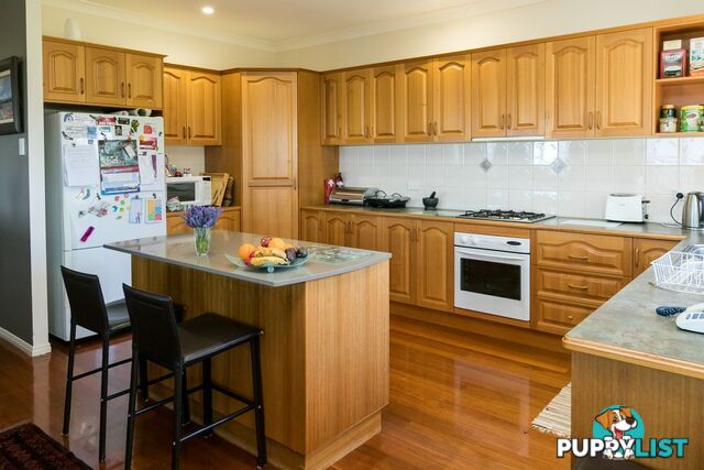 25 Francis Avenue BOORAL QLD 4655