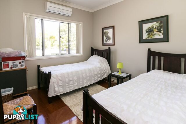 25 Francis Avenue BOORAL QLD 4655