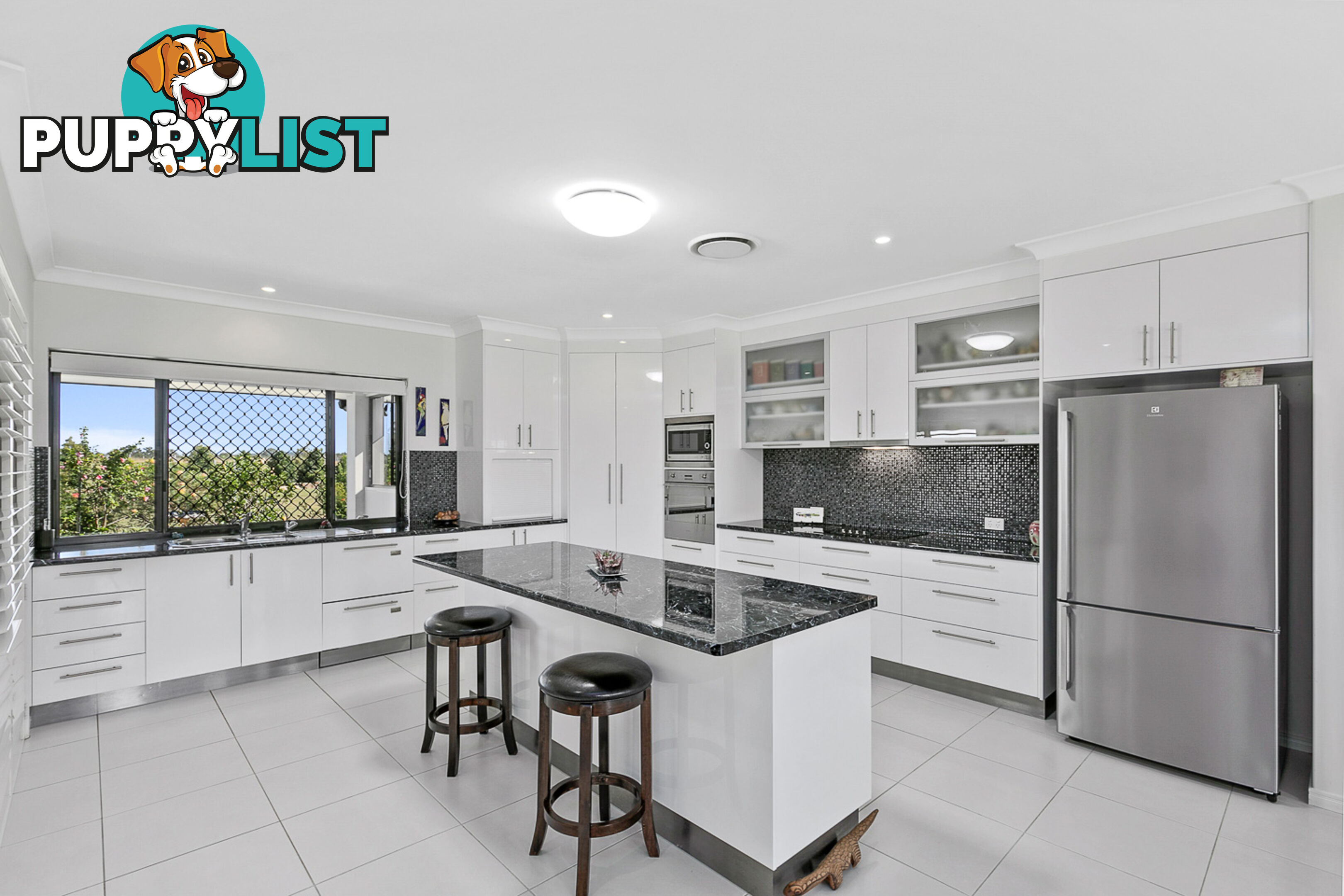 330 Moorabinda Drive SUNSHINE ACRES QLD 4655