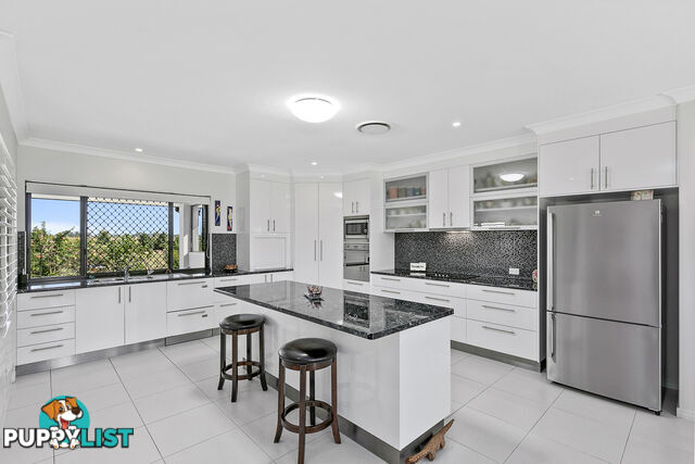 330 Moorabinda Drive SUNSHINE ACRES QLD 4655