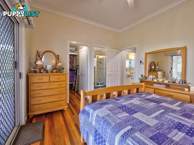 12 Foreshore Drive URANGAN QLD 4655