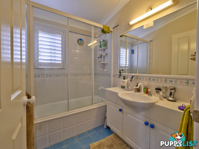 12 Foreshore Drive URANGAN QLD 4655