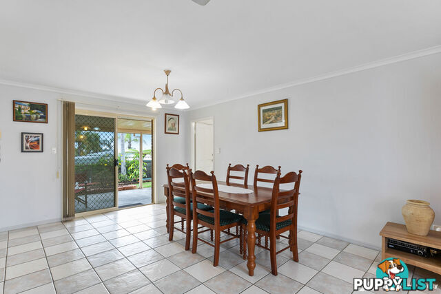 15 Pohlmann Court SCARNESS QLD 4655