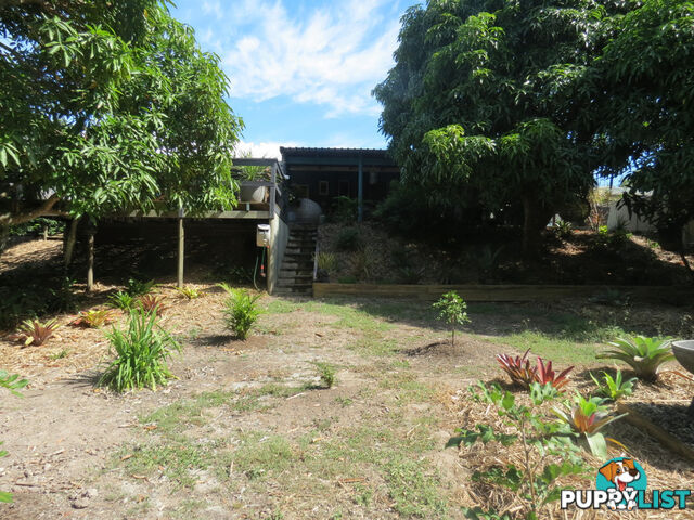 4 Barry Street TORQUAY QLD 4655