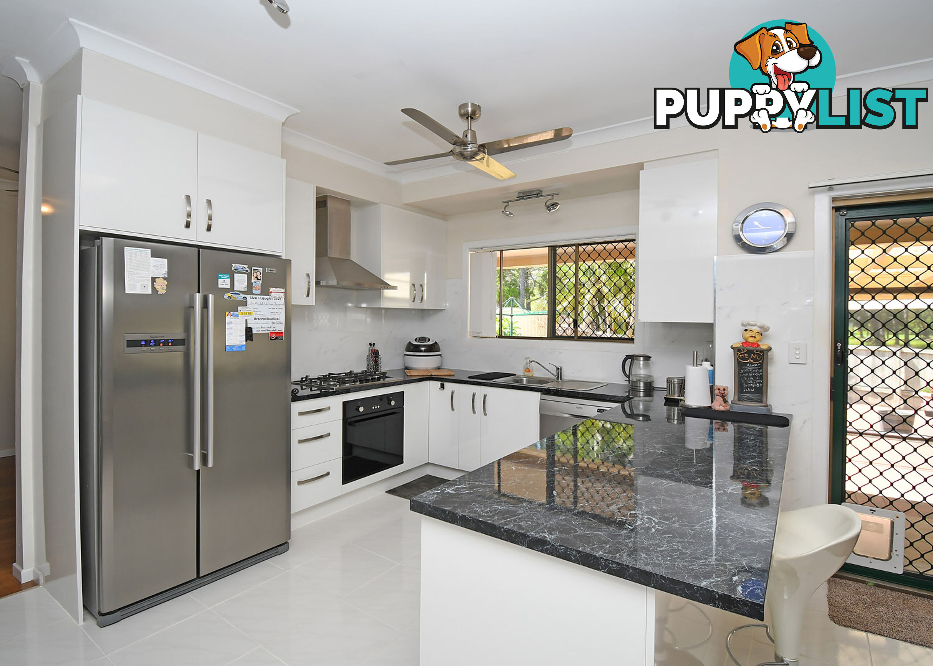 22 Richard Street URANGAN QLD 4655