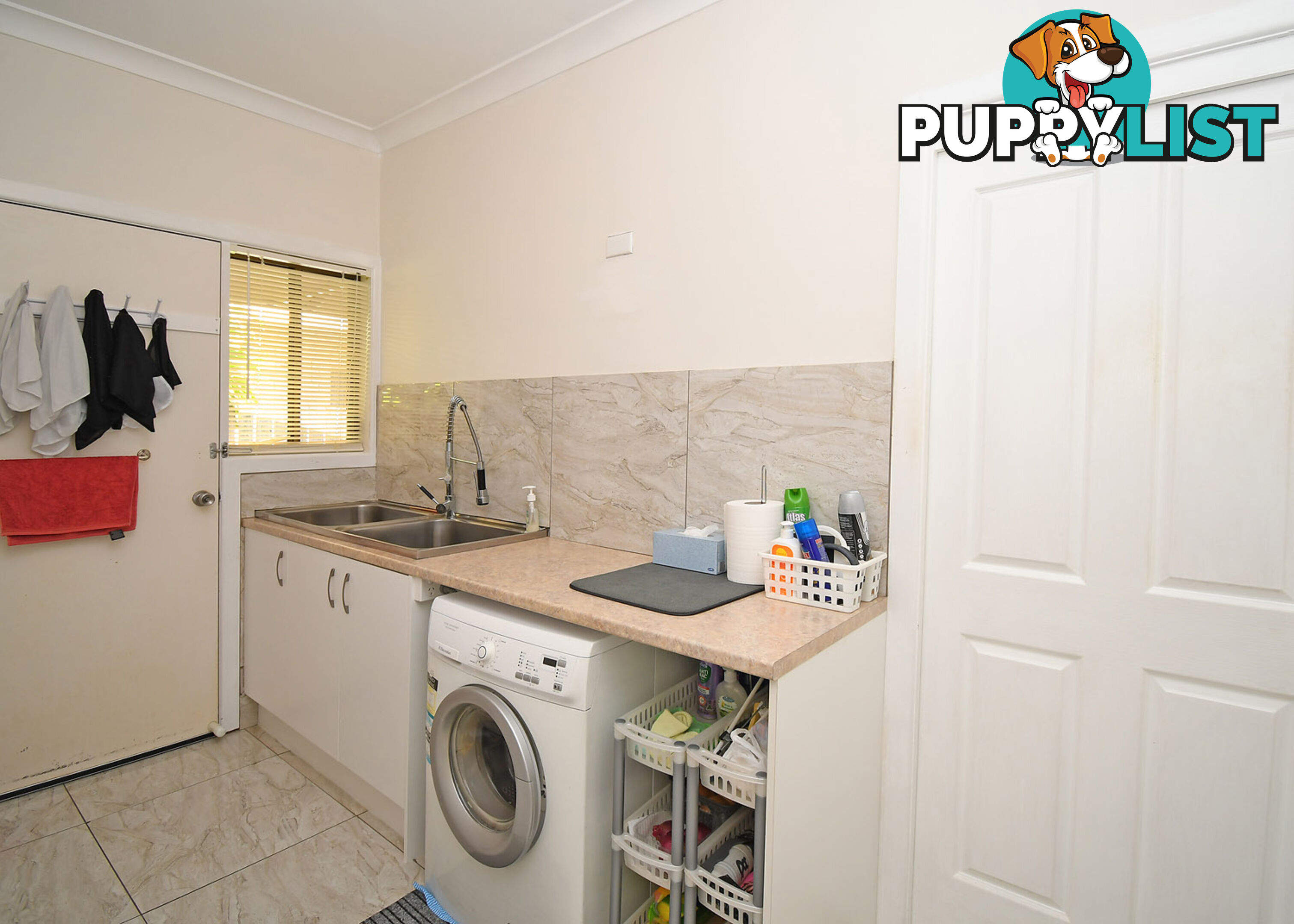 22 Richard Street URANGAN QLD 4655