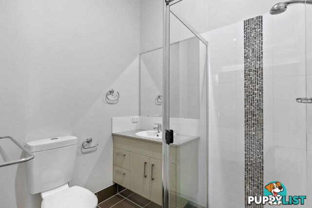 1/5 Pulgul Street URANGAN QLD 4655