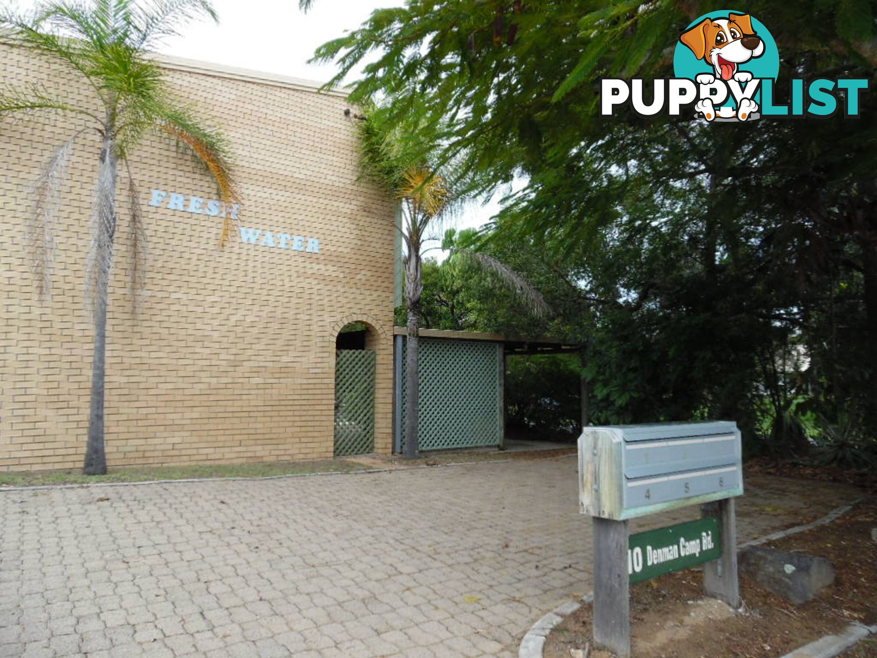 2/10 Denmans Camp Road TORQUAY QLD 4655