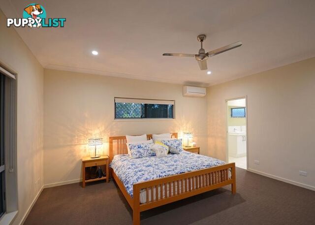31 Ronaldo Way URANGAN QLD 4655