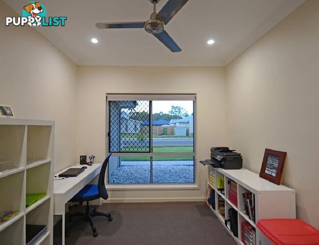 31 Ronaldo Way URANGAN QLD 4655