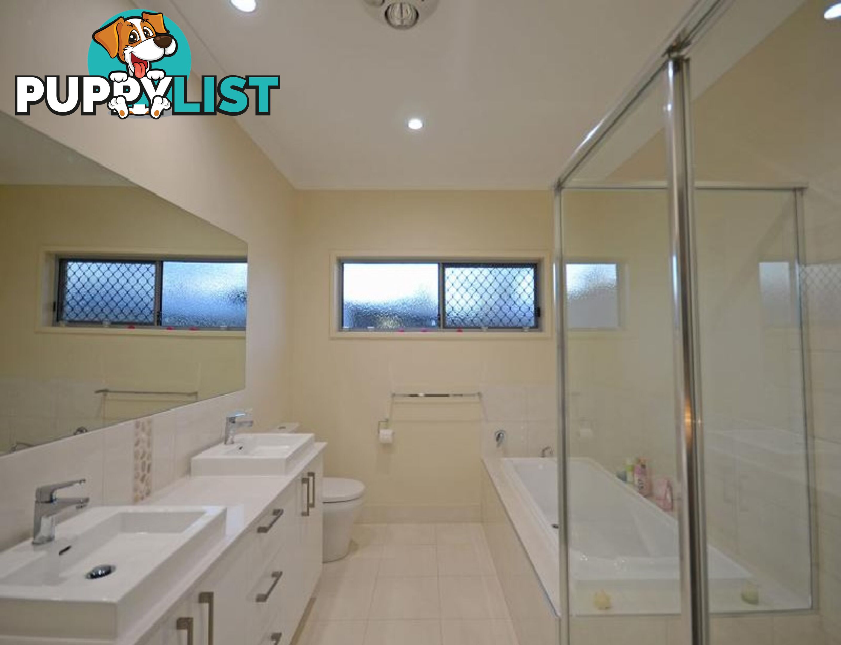 31 Ronaldo Way URANGAN QLD 4655