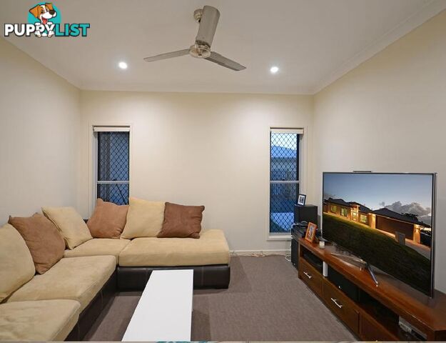 31 Ronaldo Way URANGAN QLD 4655