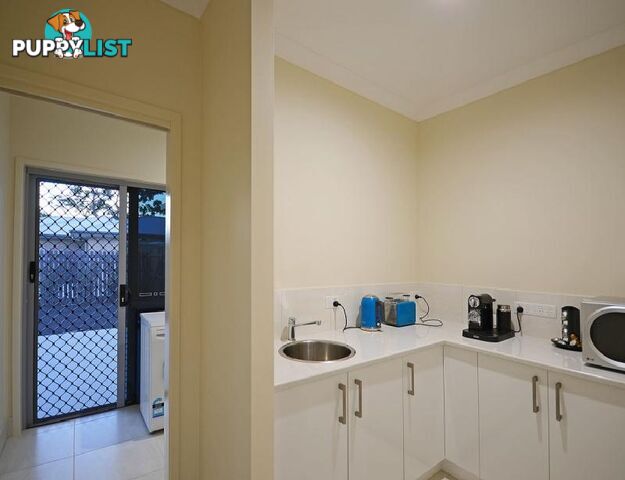31 Ronaldo Way URANGAN QLD 4655