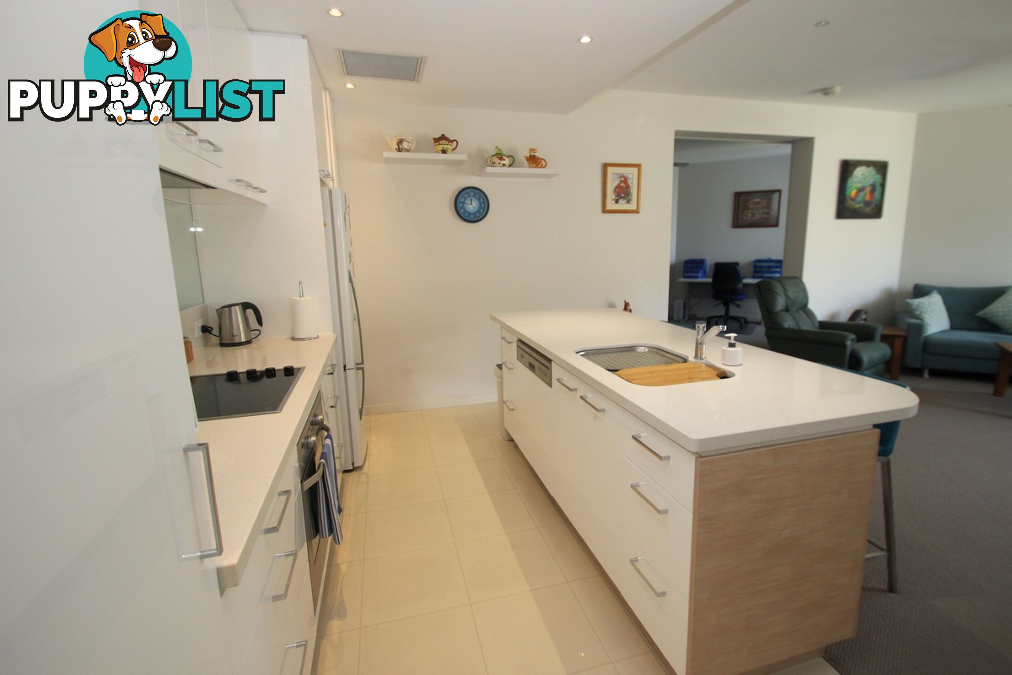 303/468 Esplanade TORQUAY QLD 4655