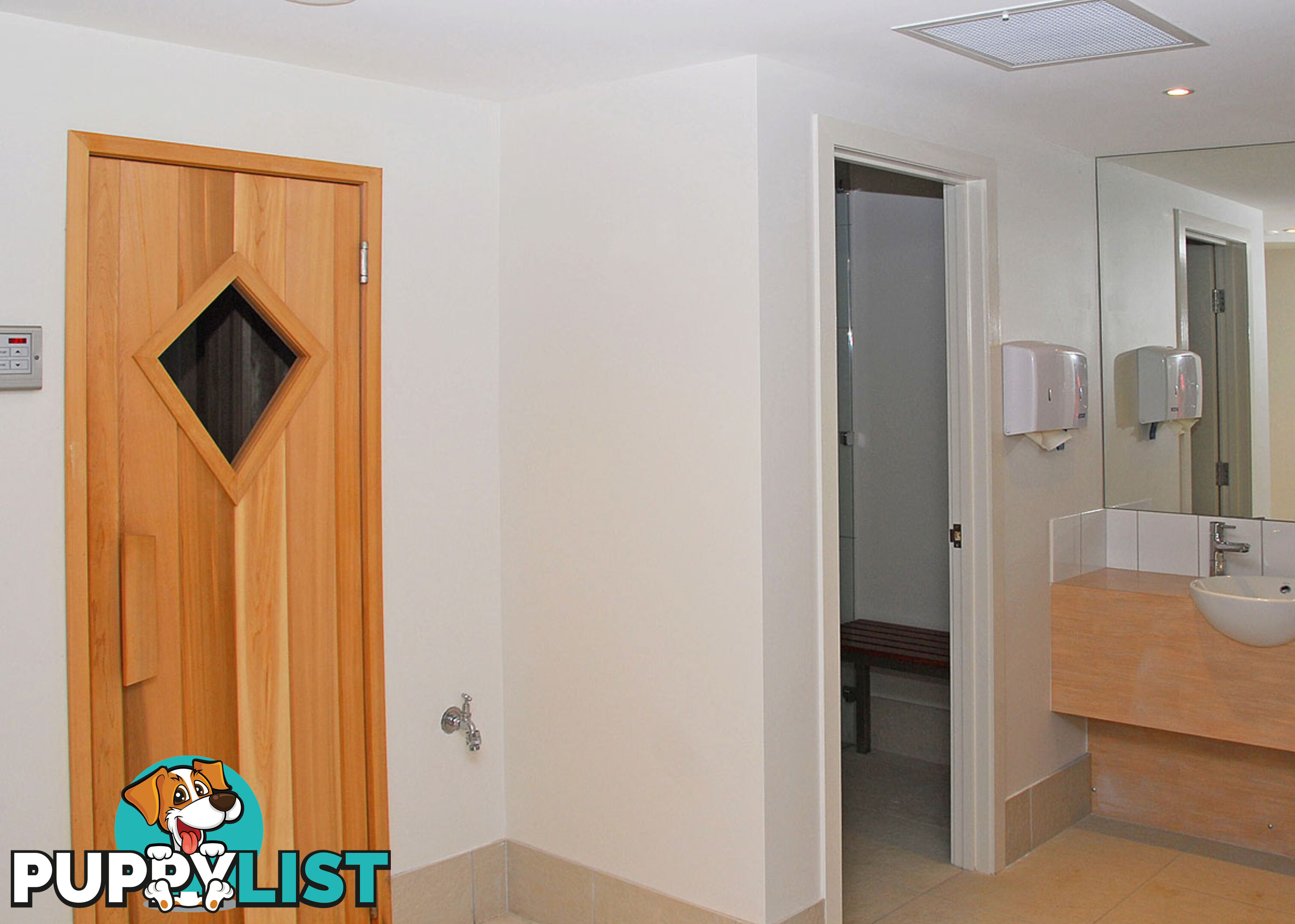 303/468 Esplanade TORQUAY QLD 4655