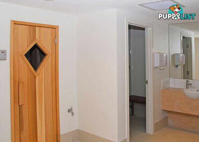 303/468 Esplanade TORQUAY QLD 4655