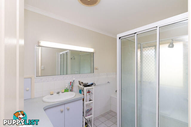 11 Cassia Avenue SCARNESS QLD 4655