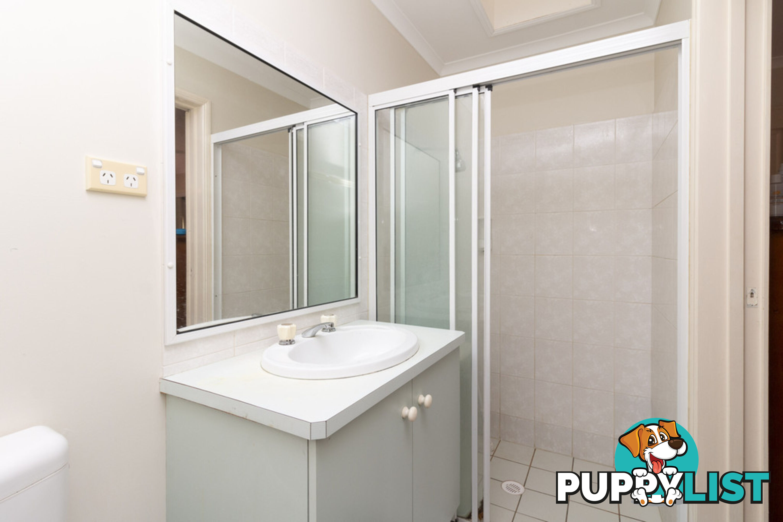 11 Cassia Avenue SCARNESS QLD 4655