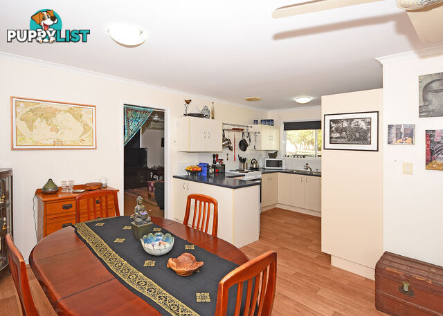 76 Hammond Street URANGAN QLD 4655