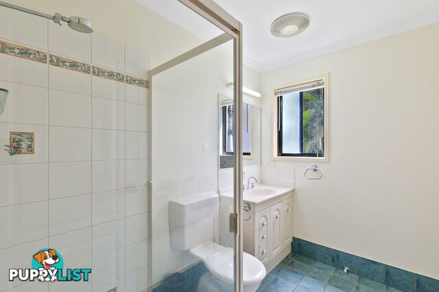 21 Faye Avenue SCARNESS QLD 4655