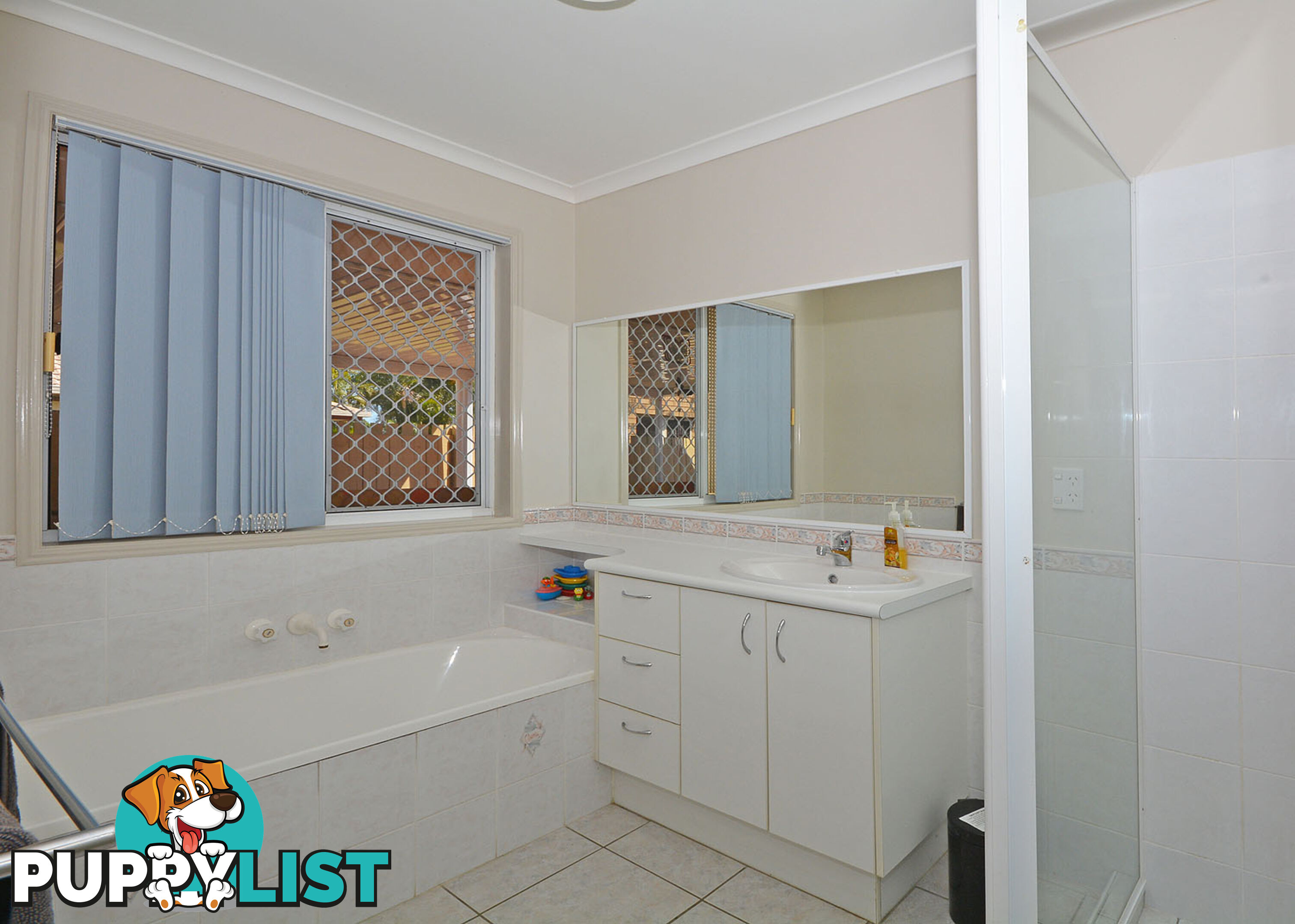 104 Caddy Avenue URRAWEEN QLD 4655
