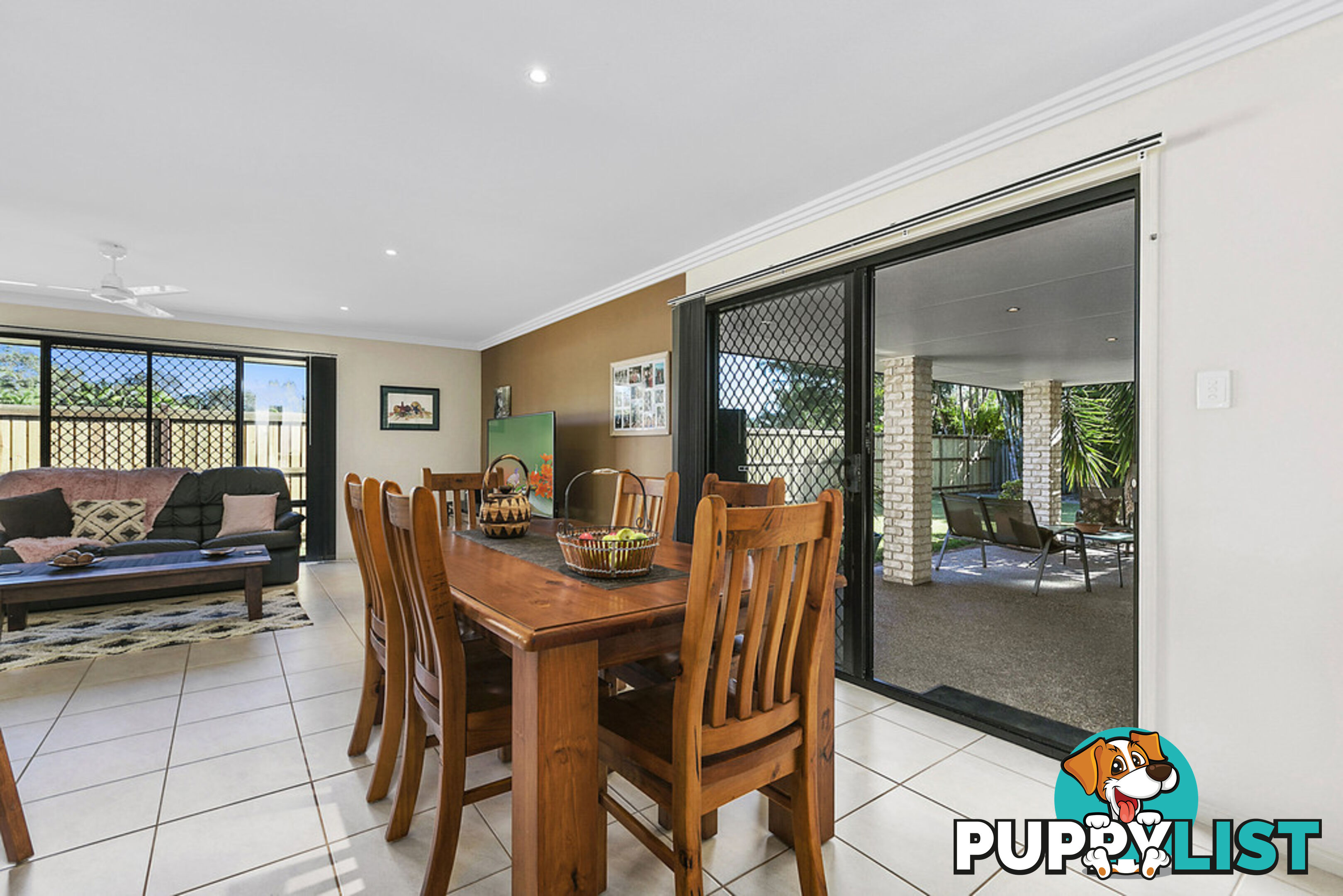 81 Washington drive WONDUNNA QLD 4655