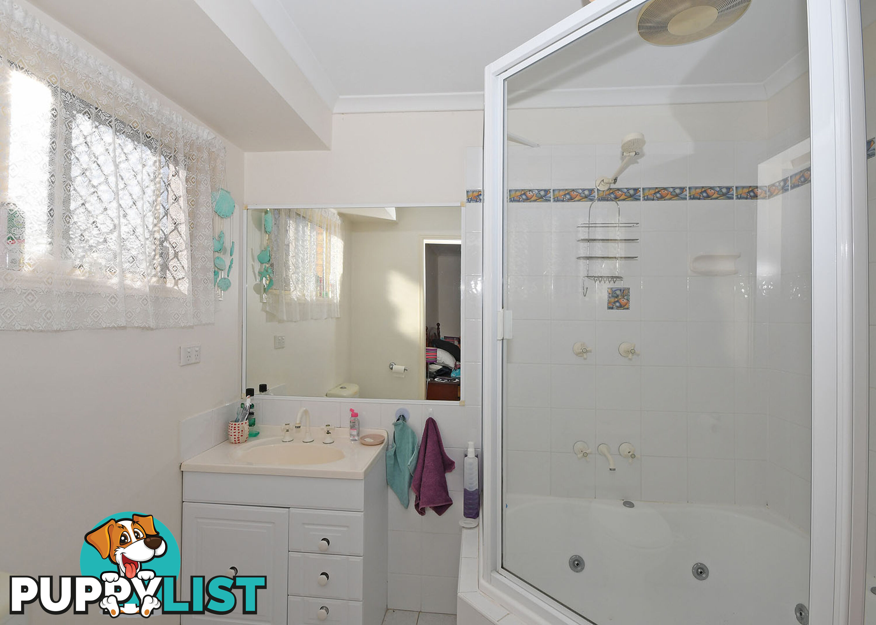 28 Bushlark Avenue ELI WATERS QLD 4655