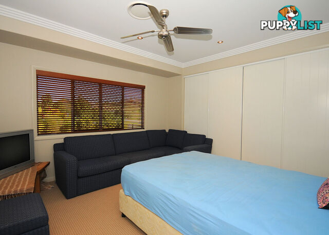 9-11 Gundesen Drive URRAWEEN QLD 4655