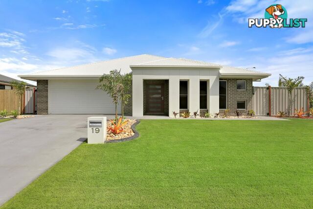 19 Seahaven Circuit PIALBA QLD 4655