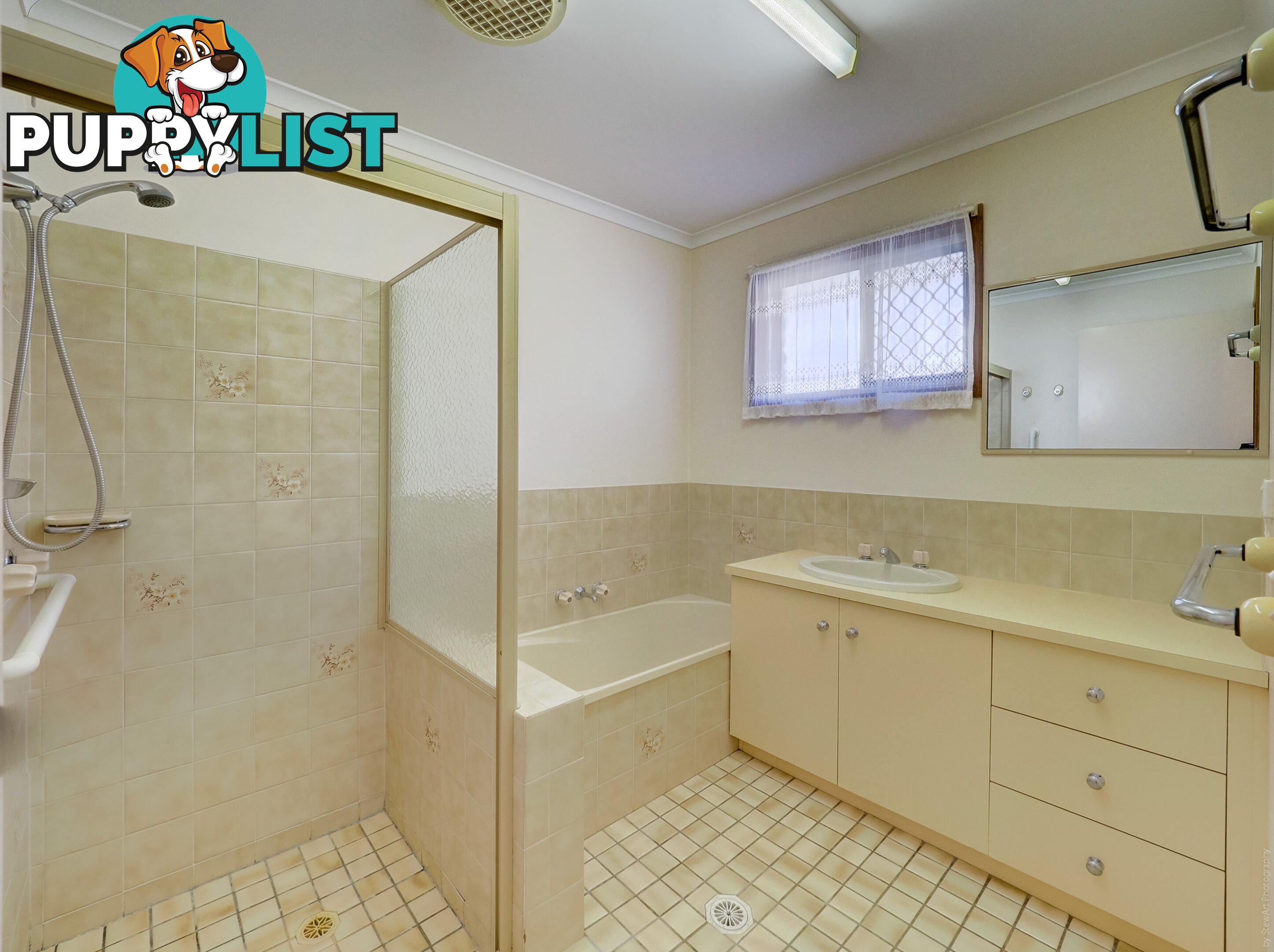 97 Long street POINT VERNON QLD 4655