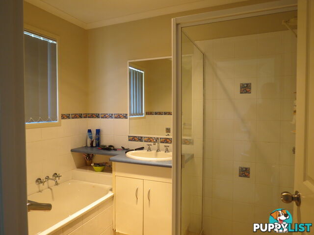 51 Carls Road DUNDOWRAN QLD 4655