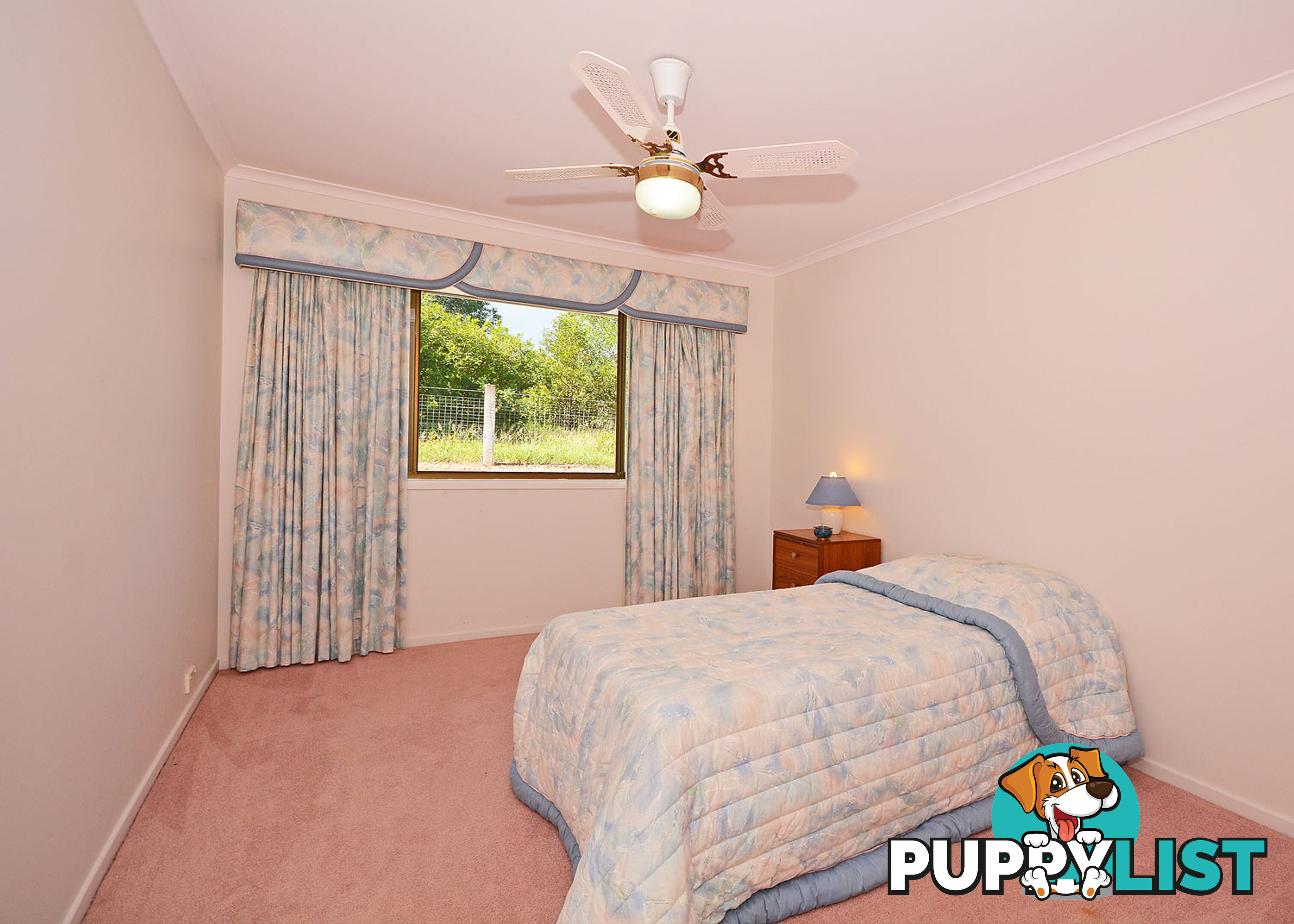 8 Tudor Avenue URRAWEEN QLD 4655